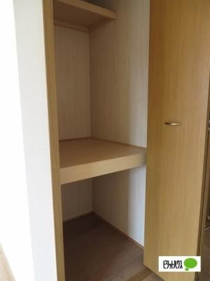 �y���̑��z�@���r���O���[